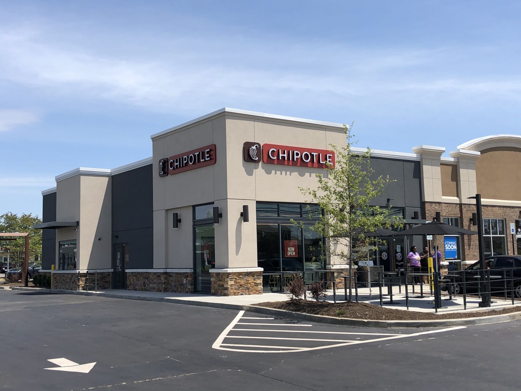 Chipotle opens in Southaven